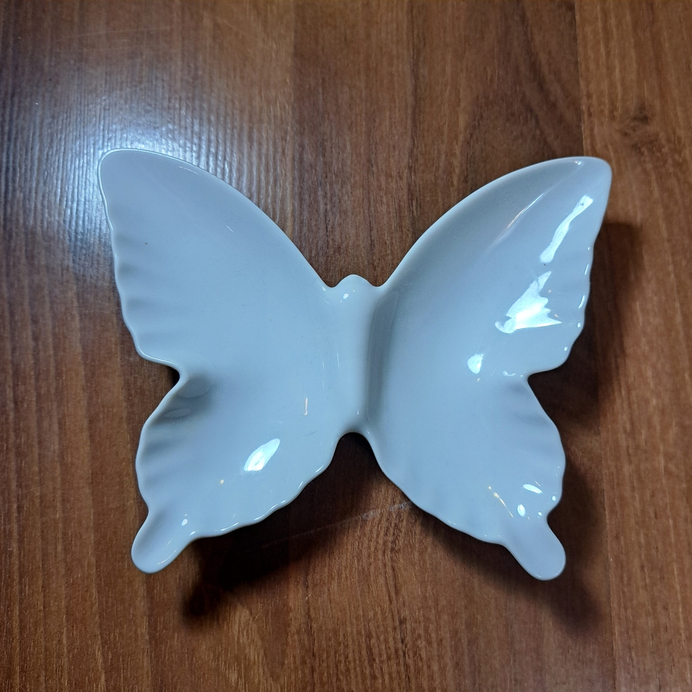 Glossy White Butterfly Trinket Dish